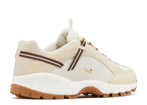 JACQUEMUS X WMNS AIR HUMARA LX SAIL