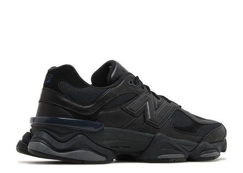 NEW BALANCE 9060 TRIPLE BLACK LEATHER