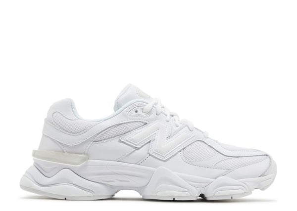 NEW BALANCE 9060 TRIPLE WHITE