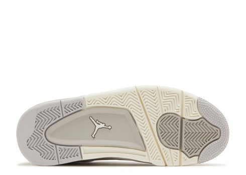 WMNS AIR JORDAN 4 RETRO FROZEN MOMENTS