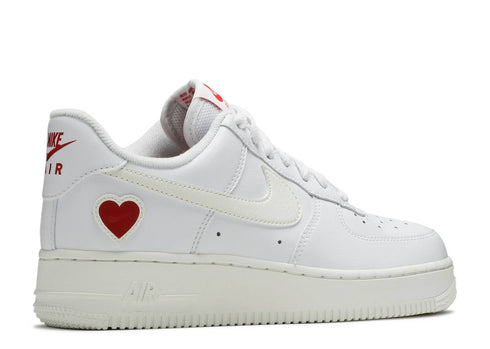 AIR FORCE 1 LOW VALENTINE'S DAY