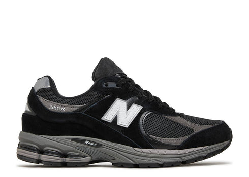 NEW BALANCE 2002R BLACK