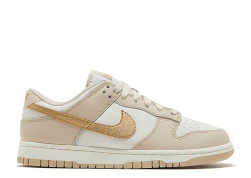 WMNS DUNK LOW GOLD SWOOSH