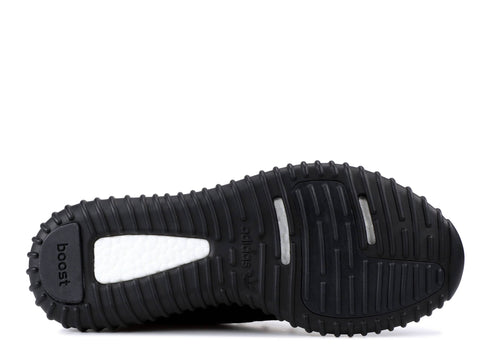 YEEZY BOOST 350 PIRATE BLACK